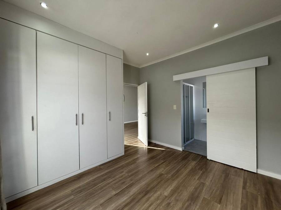 To Let 2 Bedroom Property for Rent in Table View Western Cape
